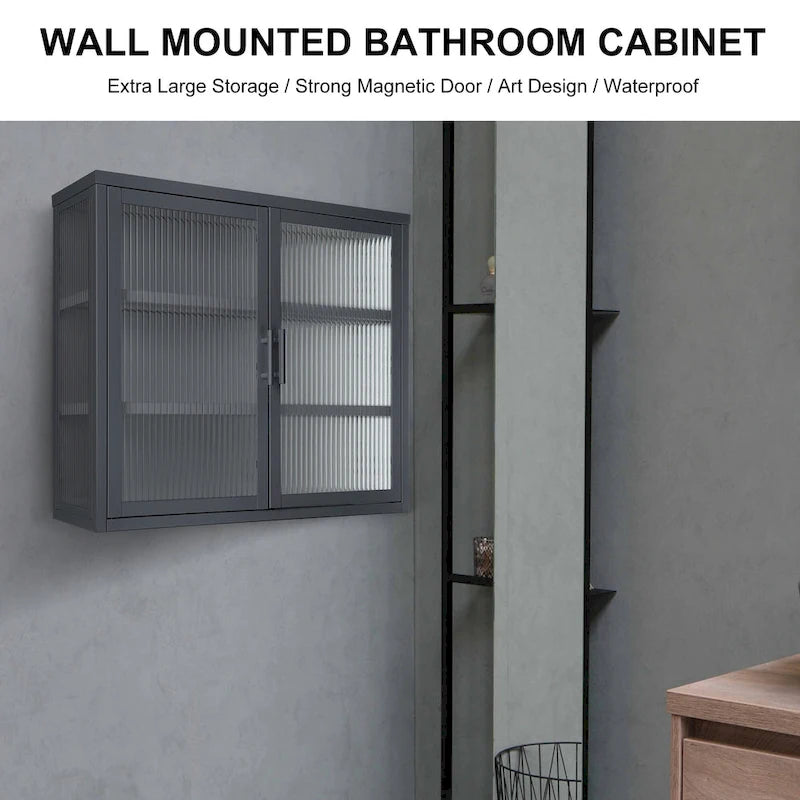 Moderne wandkast met glazen deur en uitneembare planken